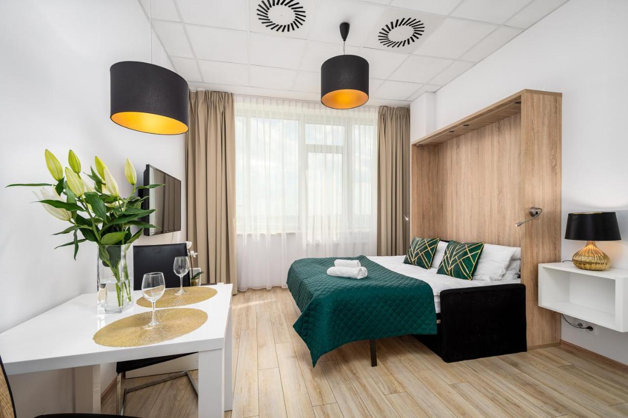 Varsovla Apartments Exteriör bild